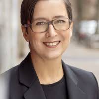 PDF) Conscientious Viscerality: The Autobiographical Stance in German Film  and Video. Berlin: Gebrüder Mann Verlag