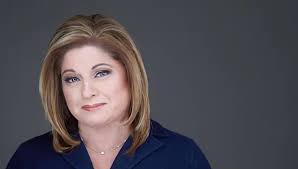 Lisa Larocca's Instagram, Twitter & Facebook