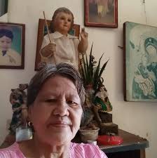 Get your Thanksgiving feast now with our yummy Empanadas! Order now before  we sell out😋🍁🦃