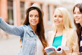 Si i turisti cosi odiati perche' vanno in giro mezzi nudi ed amati per i soldi che portano. Come Organizzare Un Tour In Andalusia Andalusiaspagna Com