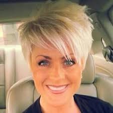 Short hair cuts: Discover 8 Pixie hair ideas