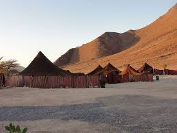 Decouvrez Les Paysages Somptueux Du Grand Sud Marocain Entre L Anti Atlas Et Le Debut Du Sahara Aux Portes Du Desert Galeries De Photos Paysage Marocaine