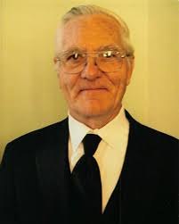 Walter “Corky” Tasche, age 81, of Chanute, Kansas, passed away Friday,  February 17, 2017 at his home. Corky was born