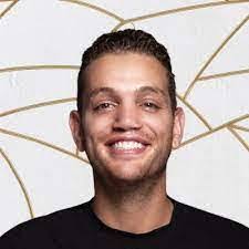 Mark Nanninga's Instagram, Twitter & Facebook