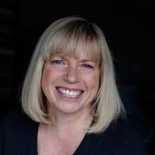 Janine Cook (@JanineCookUK)