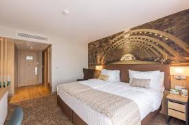Holiday inn moscow sokolniki is situated 6 km from gum department store and features a bar and an indoor heated swimming pool. Holiday Inn Moscow Sokolniki An Ihg Hotel Moskau Aktualisierte Preise Fur 2021