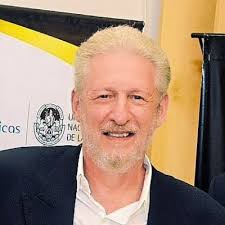 Entrega de Medallas a los Magister 2021 en la FCE de la UNLP, Argentina…