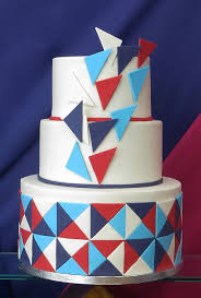 Piece Montee De Mariage Gateaux Sur Mesure Une Belle Piece Montee Pour Mon Mariage El Gateau Geometrique Gateaux D Anniversaire 21 Ans Piece Montee Mariage