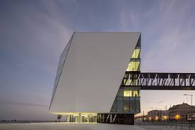 Find og book unikke boliger på airbnb. Vila Franca De Xira Municipal Library Miguel Arruda Arquitectos Associados Archdaily