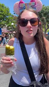 🥒🥒@Avery_leigh