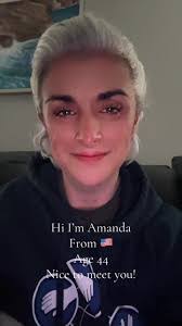 Amanda Moorehead's Instagram, Twitter & Facebook