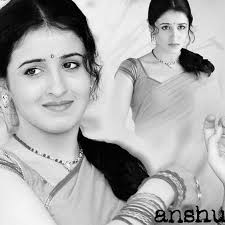 Actress Anshu