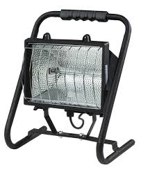 Bu yüzden risk alma ve öncülük ruhu en önemli değerleri arasında yer alıyor. Halogenstrahler Baustrahler Ip54 Gestell 1000 W Inkl Leuchtmittel Ebay