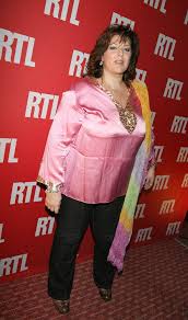 She is an actress and writer, known for mademoiselle joubert (2005), tu peux garder un secret? Photos Laurent Ournac Cauet Laurence Boccolini Ces Animateurs Stars Qui Ont Surpris Avec Leur Perte De Poids