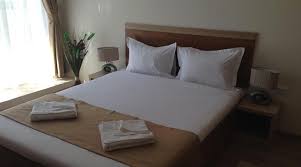 Pentru a afla ofertele si disponibilitatea, completati mai jos data de intrare, nr de nopti. Recenzie Review Grand Hotel Astoria Din Mamaia 3 Stele Dar Servicii De 5 Air24