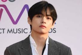 Taehyung gehört mit jimin und jungkook zu der maknae line (die jüngsten . 5 Times V And Jungkook Revealed The True Friendship Inside Bts Yaay K Pop