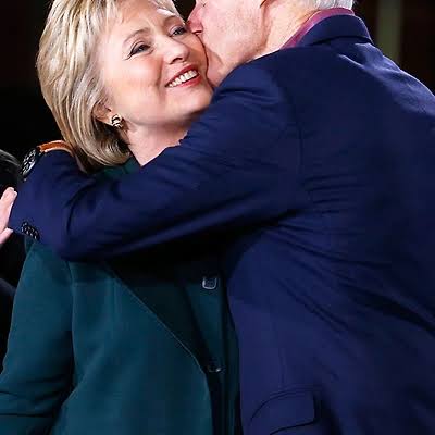 Chuyện tình của cặp đôi quyền lực Bill Clinton & Hillary Clinton - ELLE VN