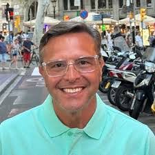 Shaun Wheat's Instagram, Twitter & Facebook