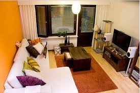 Ruang tamu yang bisa difungsikan untuk area bermain image: Menata Ruang Tamu Tanpa Kursi Model Rumah Minimalis 2020