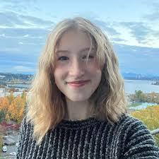 Lelia Lambert's Instagram, Twitter & Facebook