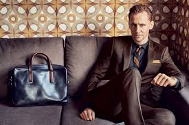 Their love story spanned the globe with the pair photographed in italy, england and australia. Tom Hiddleston On Taylor Swift Heartbreak And Great Bolognese Gq
