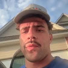 Best pace to get a couples massage? Posting anonymously because it's for a  gift.