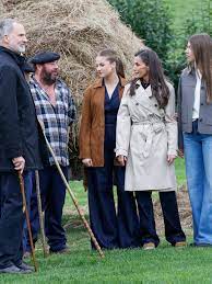 Los Premios Princesa de Asturias llegan a su fin, pero la agenda de la  Familia Real no podría cerrarse sin su cita más entrañable y cercana: la  entrega del Premio al Pueblo