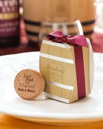 These Wine Barrel Favor Boxes Are Perfect For A Vineyard Wedding Favor Explore The 2016 Wedding Favors Cheap Fall Winery Wedding Favors Wedding Gift Favors