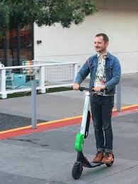 70 Funny Pictures For Today Funnyfoto Elijah Wood Funny Photoshop Elijah