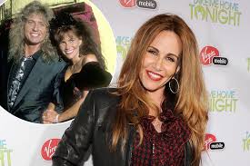 Tawny kitaen, the actress who appeared in several whitesnake music videos and starred as tom hanks' fiancée in bachelor party, was remembered by musicians, fellow actors and. 7u1vpv6zqdp2wm