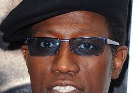 Snipes 'must surrender for jail'