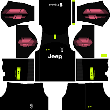 The shots and socks all the kids are white in colour with golden framing and logo. Juventus Logo Dls Fts Kits Com Juventus 2019