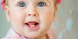 Was passiert wenn babys zahnen? Zahnen Das Notwendige Ubel Hw Baby Center