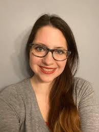 Rebecca Alger's Instagram, Twitter & Facebook