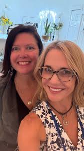 The Nantucket Book Festival @nantucketbookfestival cannot be summed up in a  reel or photos or even all the words I write about it. Sometimes there is  an alchemy of authors, booksellers, friends, ...