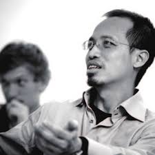 Focus Topic : FAMILY BUSINESSES