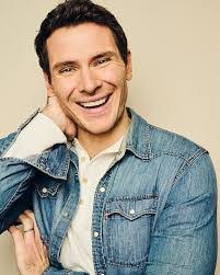 Dane Larsen's Instagram, Twitter & Facebook