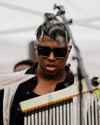 MonuMINTal MoMINTS 🎞️ My Umi says shine your light