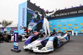 Bei hunderten von starts noch nie passiert mercedes steht offenbar vor dem ausstieg aus. Perfect Day In Valencia Jake Dennis Claims His Maiden Formula E Victory From Pole Position In Valencia