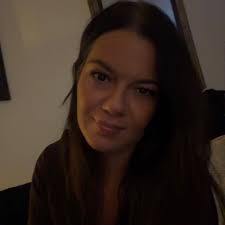 Looking for reliable dog walker for small Pugzu