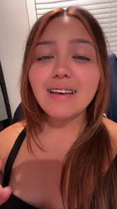 Bibi Moreno (@bibianaaaa_)