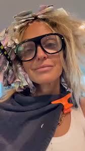 Wrapped in style ♥️ love these scarves because they can be worn so many  different ways, and at such an affordable price + so many patterns to  choose from ♥️ Choose Happy!