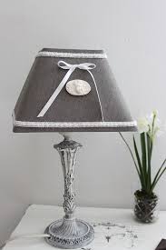 Lampe De Chevet Romantique Shabby Pied En Bronze Et Patine Esprit Gustavien Relooking De Lampe Lampe De Chevet Lamp