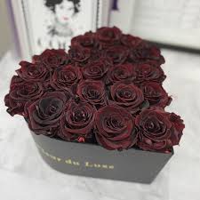 Big heart boxes for flowers. Love Heart Box Signature Roses New York