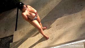 Mizzissy's sensual contour a masterpiece- Dominican Poison revealed