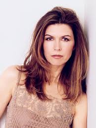 alltv} Photo: Finola Hughes as Anna Devane