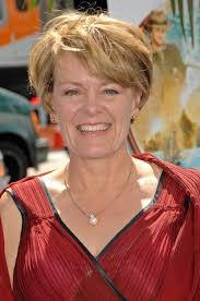 Wendy Orr's Instagram, Twitter & Facebook