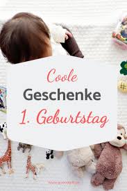 Du Suchst Ein Geschenk Zum Ersten Geburtstag Hier Sind Wunderschone Nachhaltige Gesche Geschenke Fur Einjahrige Geschenke Fur Jungs Geschenke Fur Kleinkinder