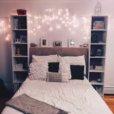 30 Amazing College Apartment Bedroom Decor Ideas 10 Apartment Bedroom Decor Apartment Decorating College Bedroom College Bedroom Apartment