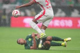 快报,Gogogo-大胆人文艺术创作背景分析-解读:为何这些照片引发如此关注?